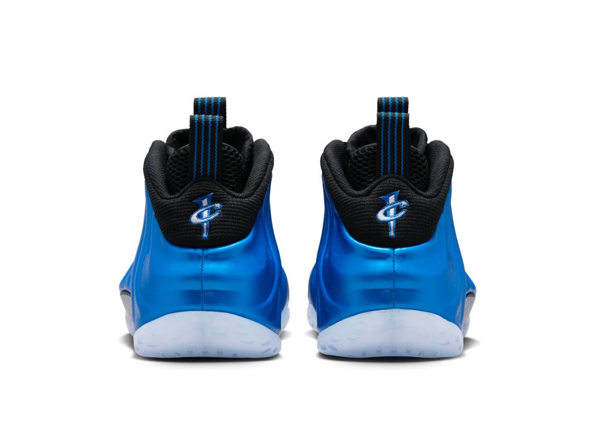 Nike Air Foamposite One "Dark Neon Royal"