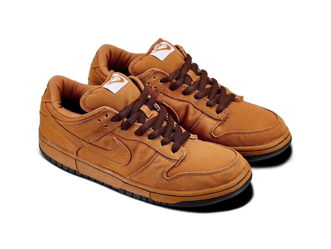 Carhartt x Nike SB Dunk Low "Flax"