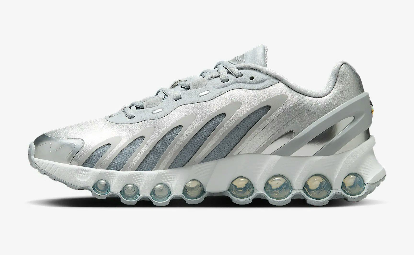 Nike Air Max DN8 "Metallic Silver"
