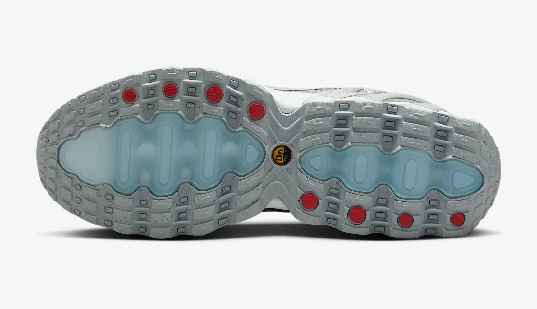 Nike Air Max DN8 "Metallic Silver"