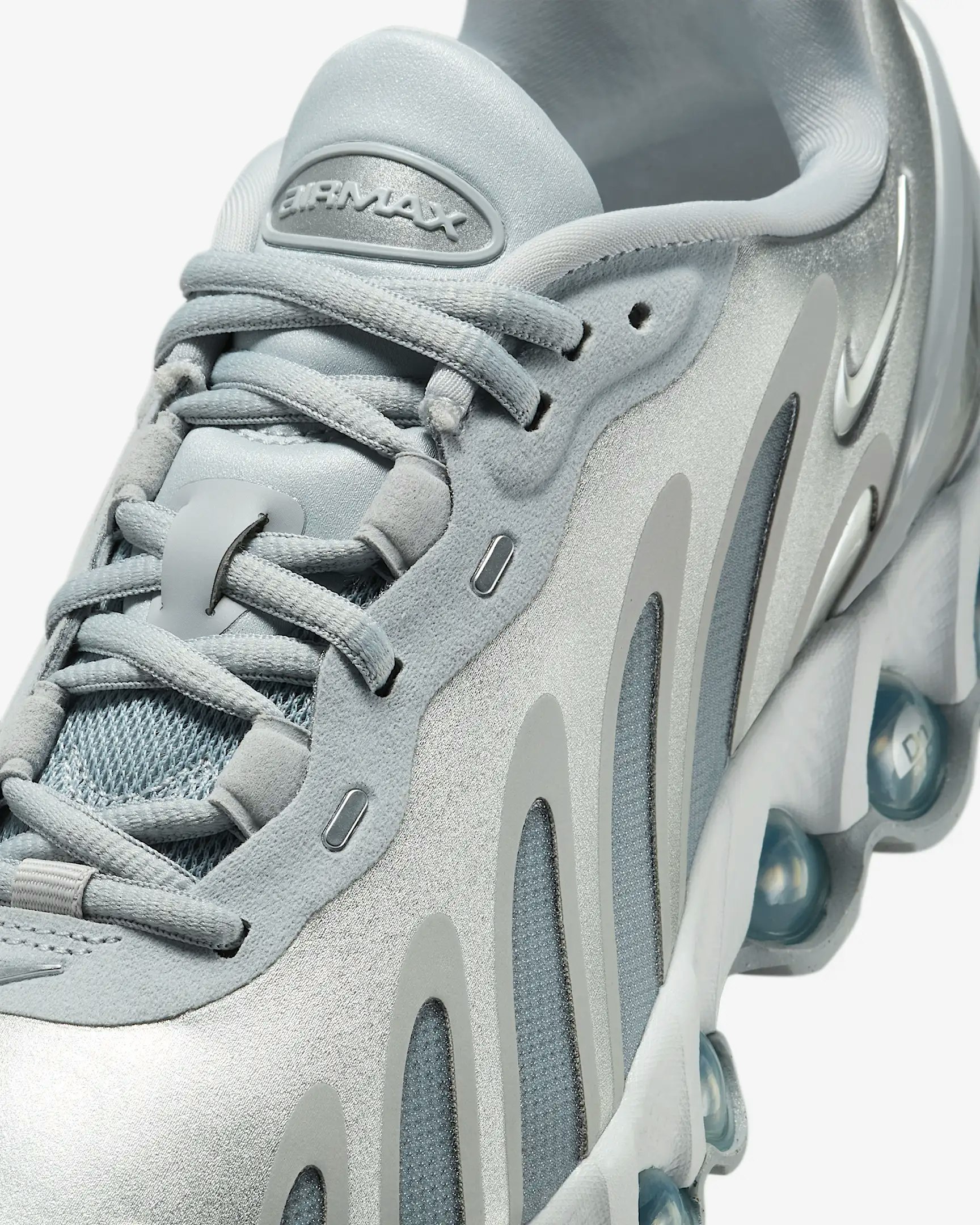 Nike Air Max DN8 "Metallic Silver"