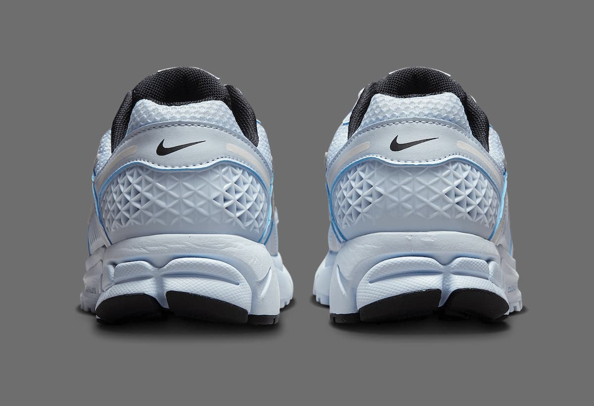 Nike Zoom Vomero 5 "Blue Tint"
