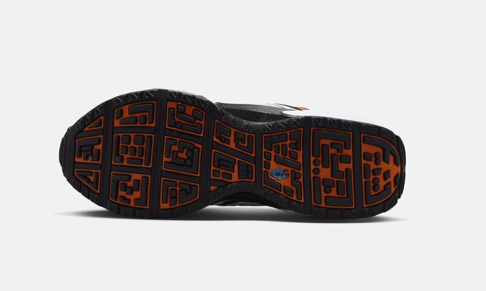 Nike Air Max SNDR "Safety Orange"