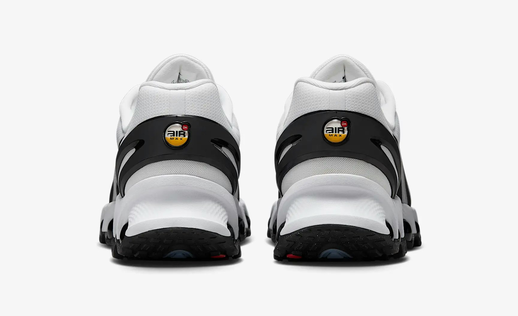 Nike Air Max DN8 "Panda"