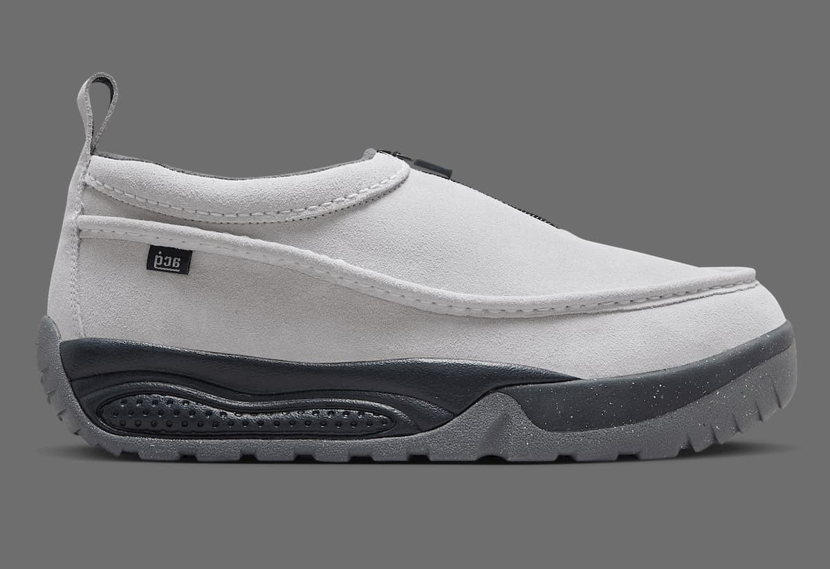 Nike ACG Izy "Photon Dust"