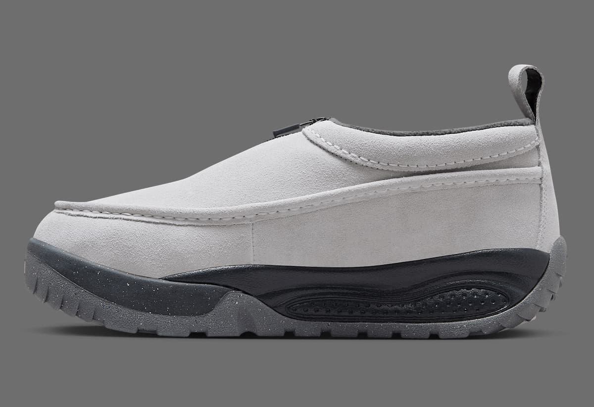 Nike ACG Izy "Photon Dust"