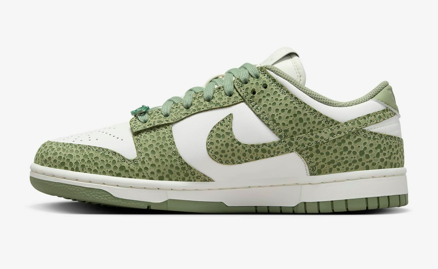 Nike Dunk Low Safari "Oil Green"