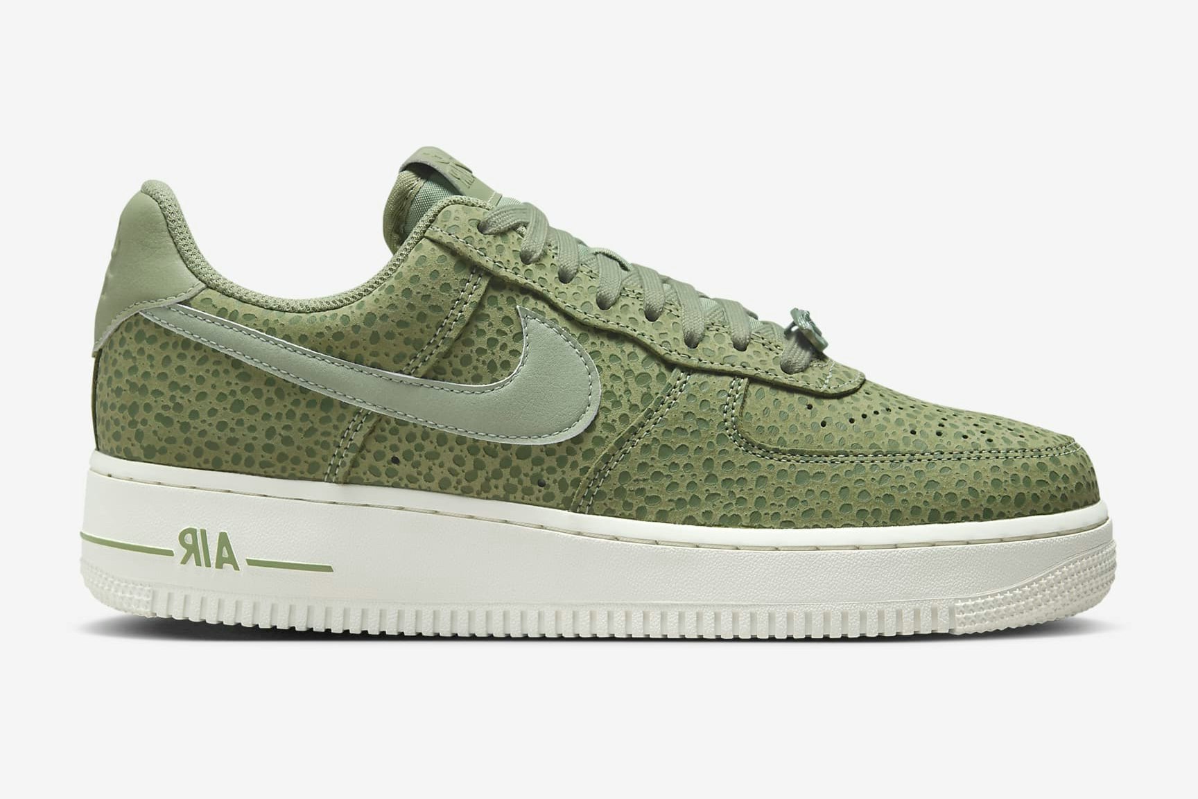 Nike Air Force 1 '07 PRM Safari "Oil Green"