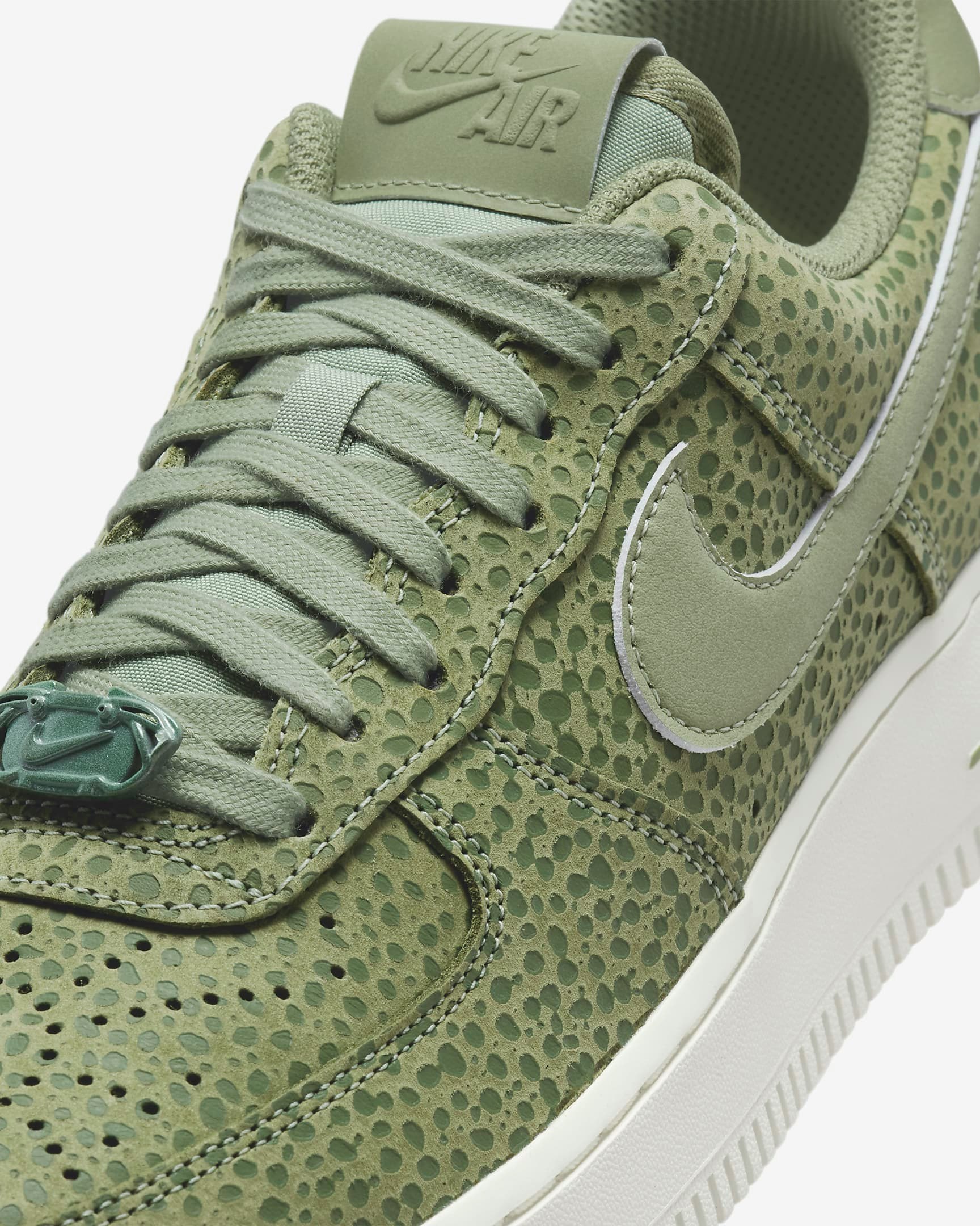Nike Air Force 1 '07 PRM Safari "Oil Green"