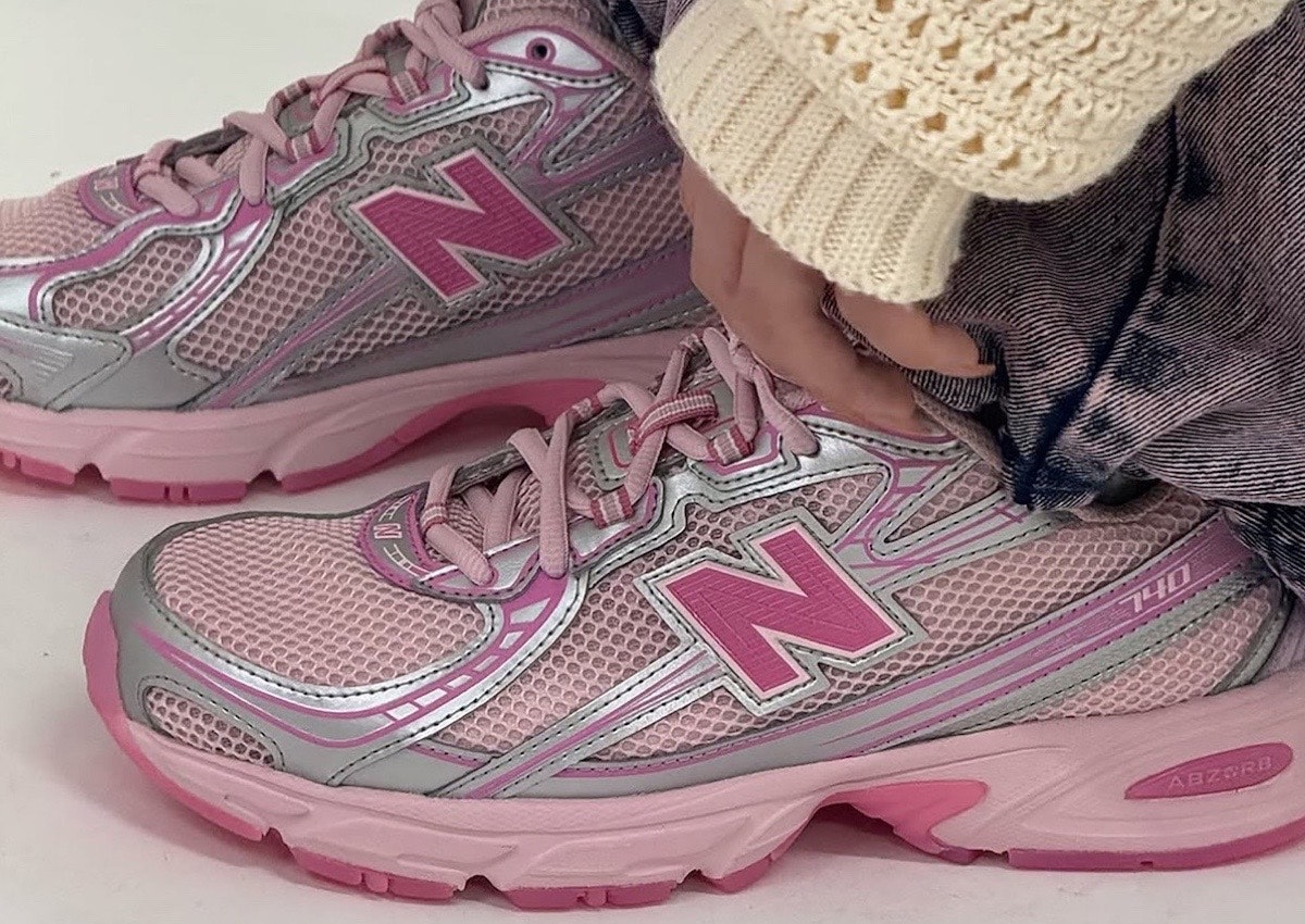 atmos x New Balance 740 
