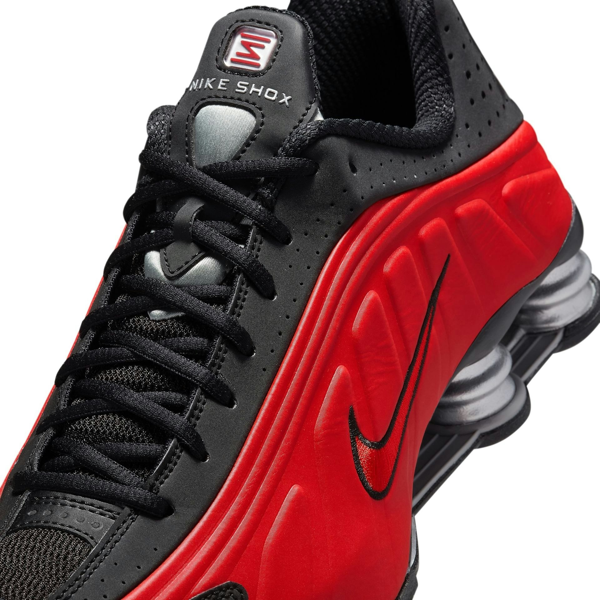 Nike Shox R4 "Black/Red"