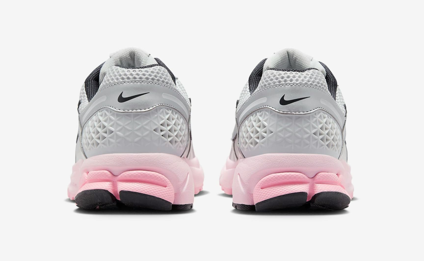 Nike Zoom Vomero 5 "Medium Soft Pink"