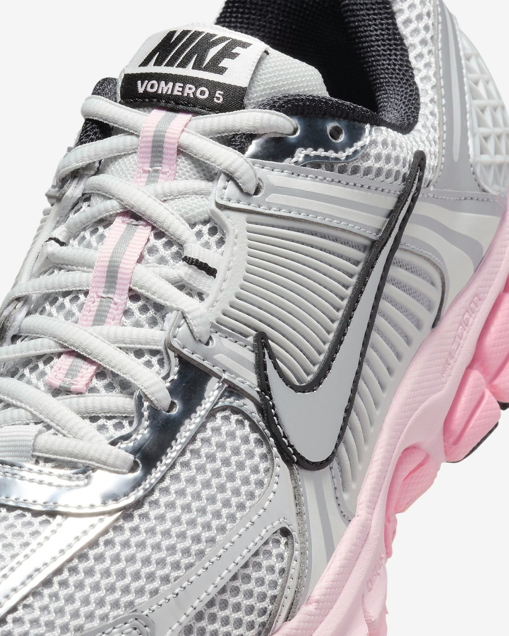 Nike Zoom Vomero 5 "Medium Soft Pink"