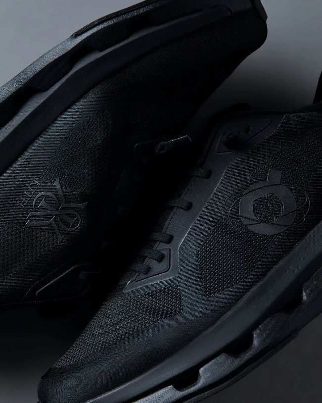 Kith x ON Cloudzone "Black"