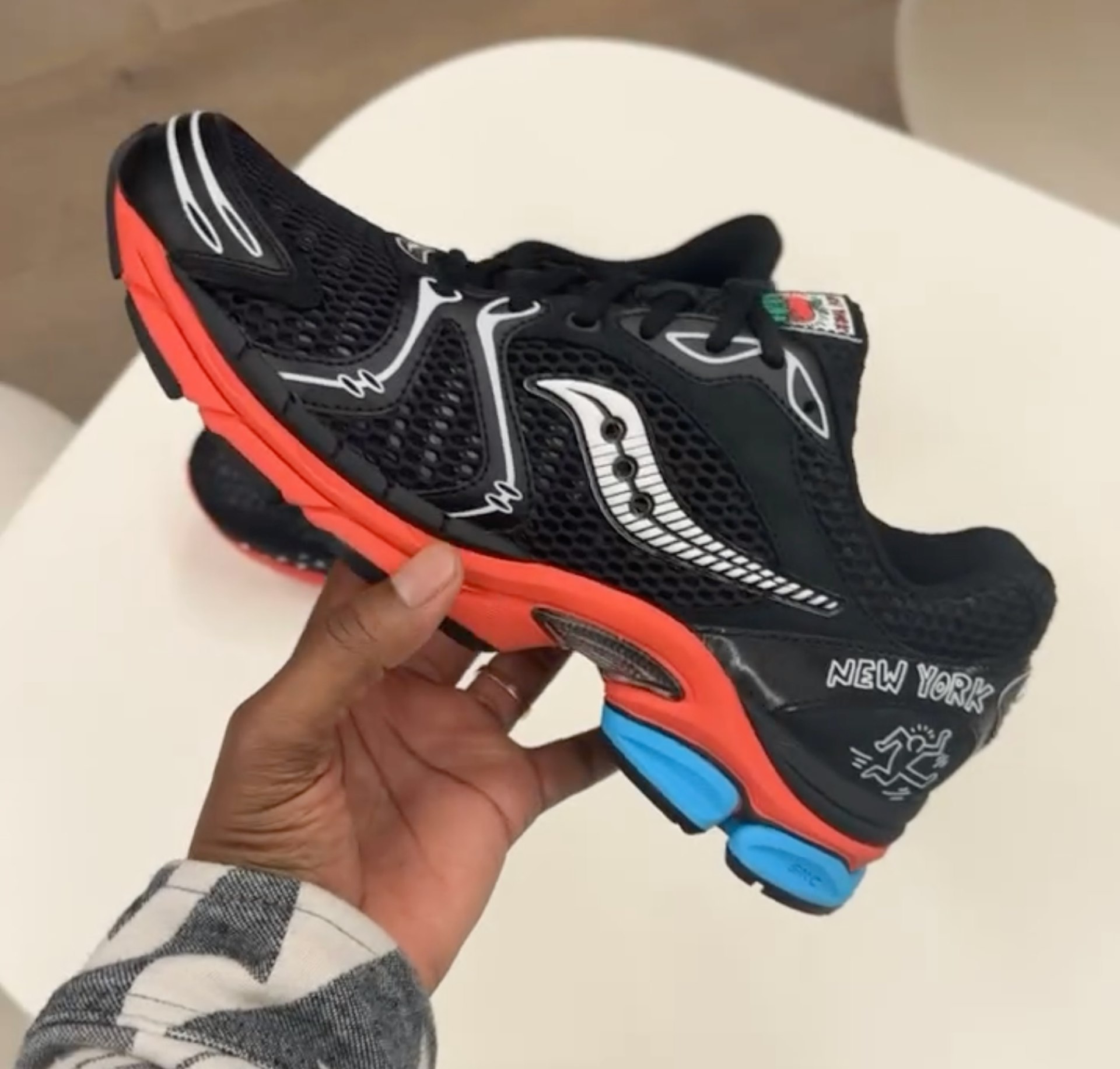 Keith Haring x Saucony 
