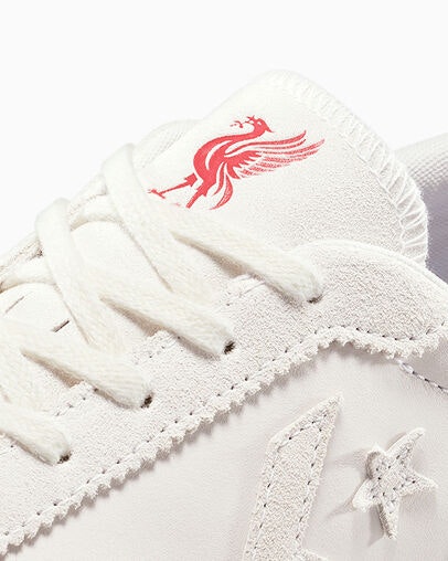FC Liverpool x Converse Run Star Trainer "Egret"