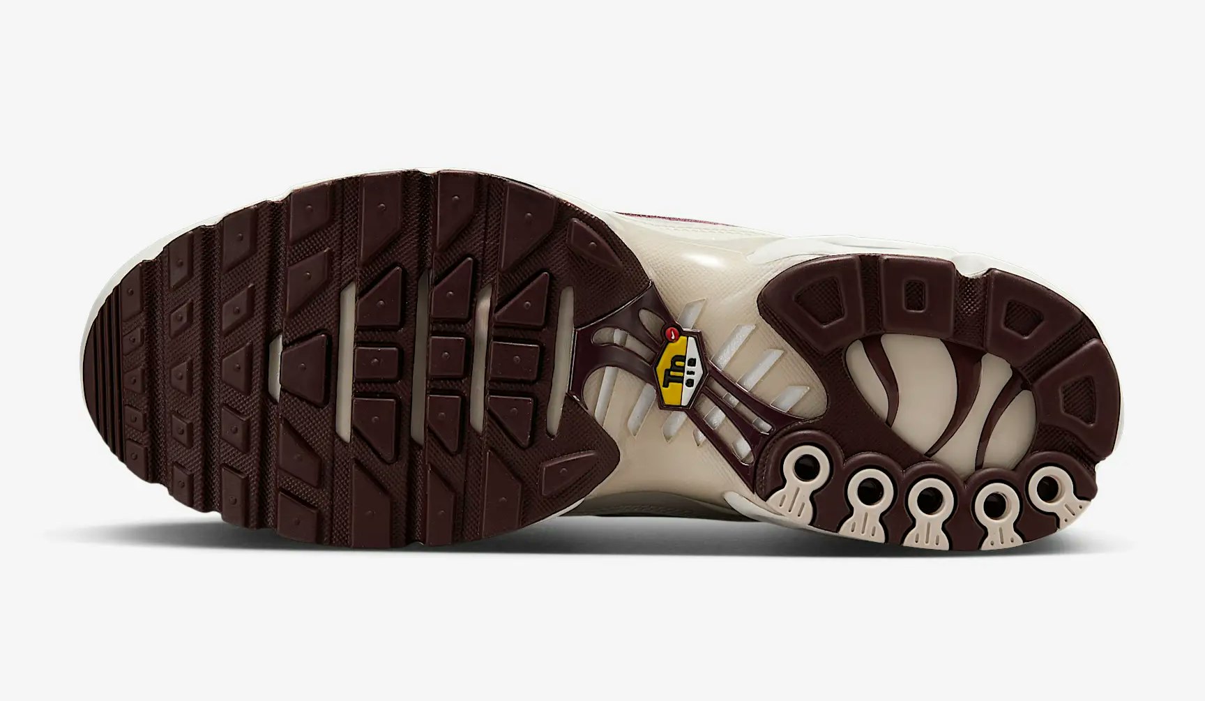 Nike Air Max Plus PRM "Phantom Light Bone"