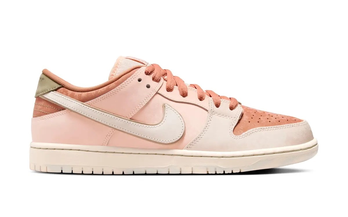 Nike SB Dunk Low "Trocadéro Gardens"