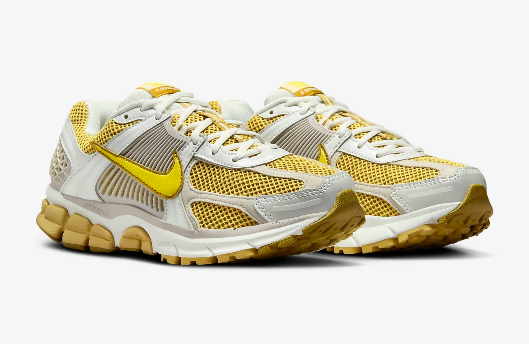 Nike Zoom Vomero 5 "Lightning"