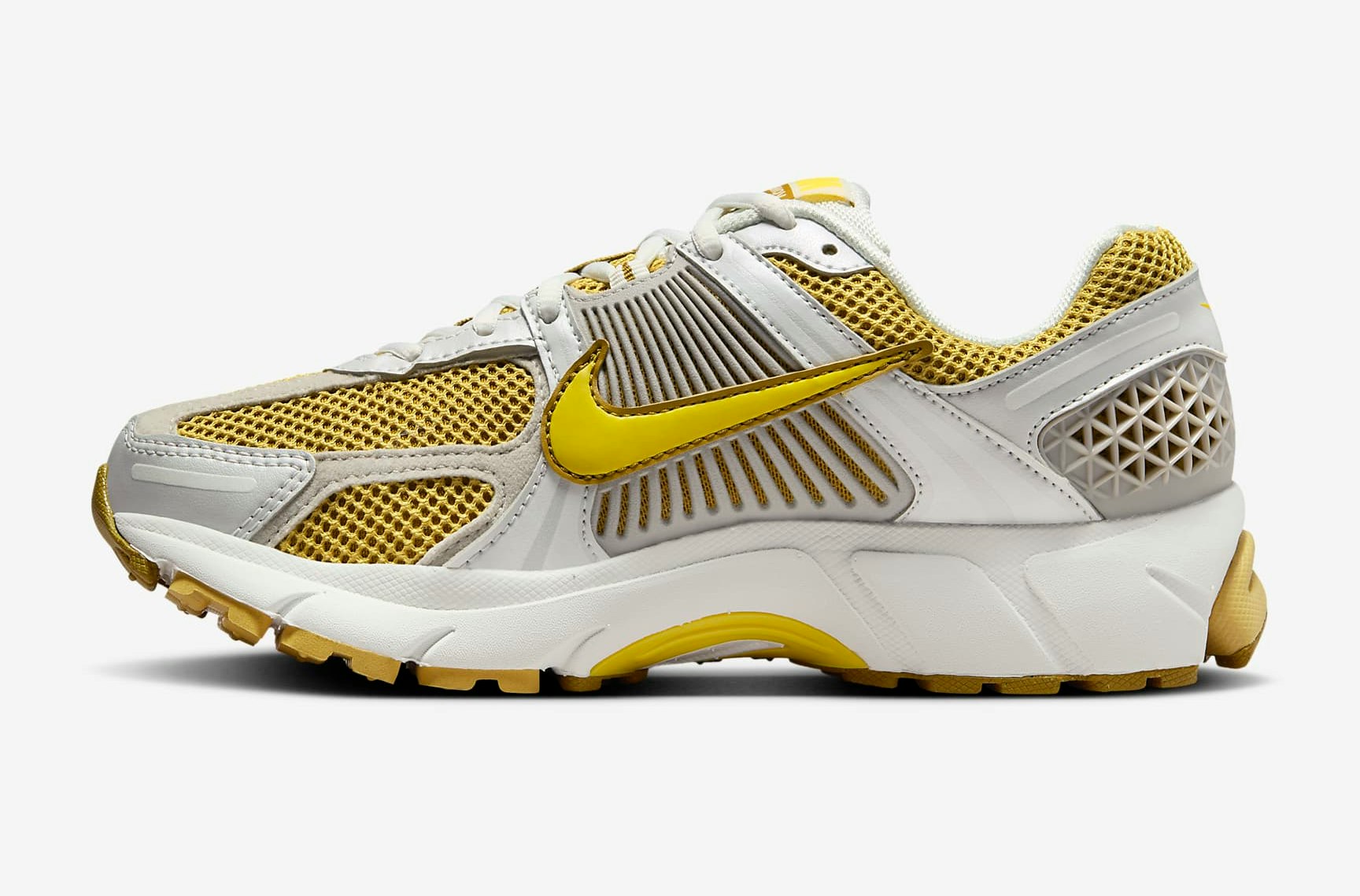 Nike Zoom Vomero 5 "Lightning"