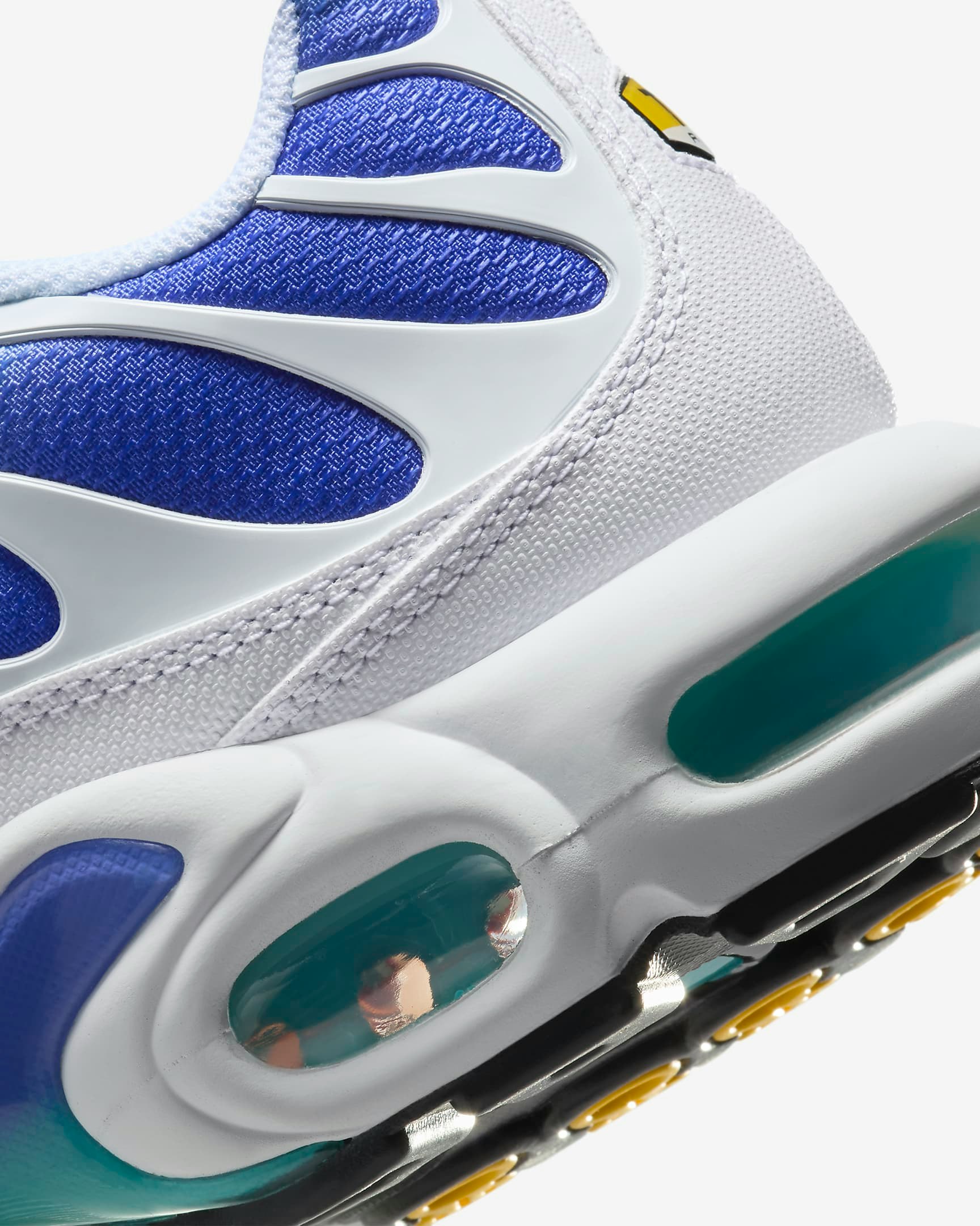 PSG x Nike Air Max Plus "Persian Violet"