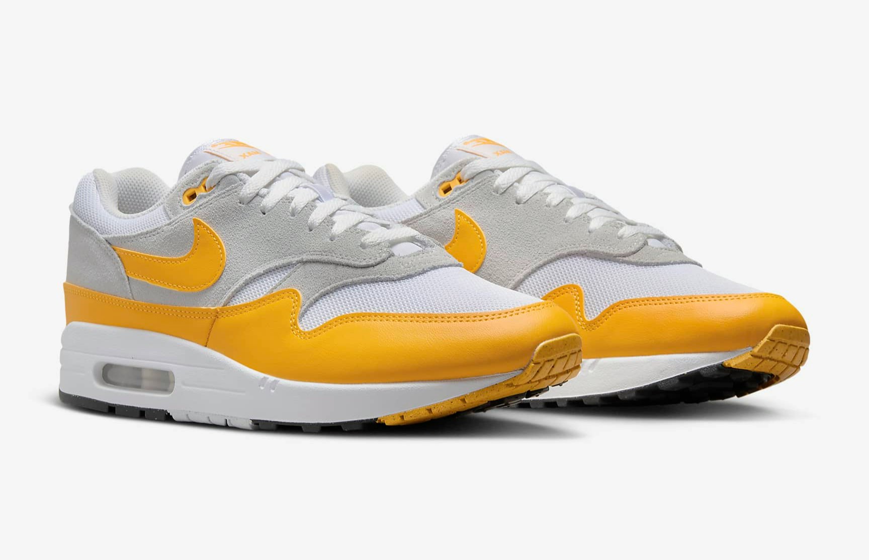 Nike Air Max 1 "University Gold"