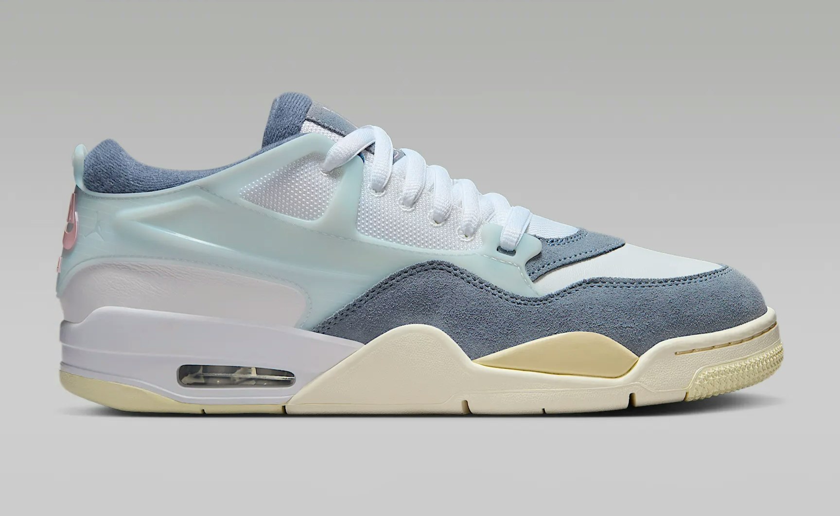 Air Jordan 4 RM "Diffused Blue"