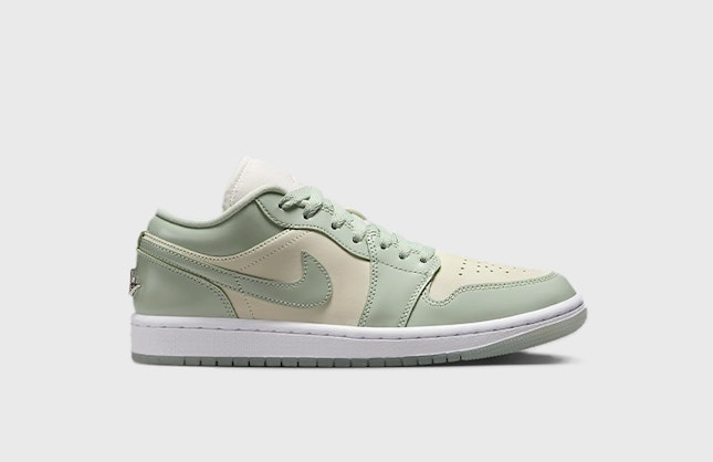 Air Jordan 1 Low SE "Seafoam"