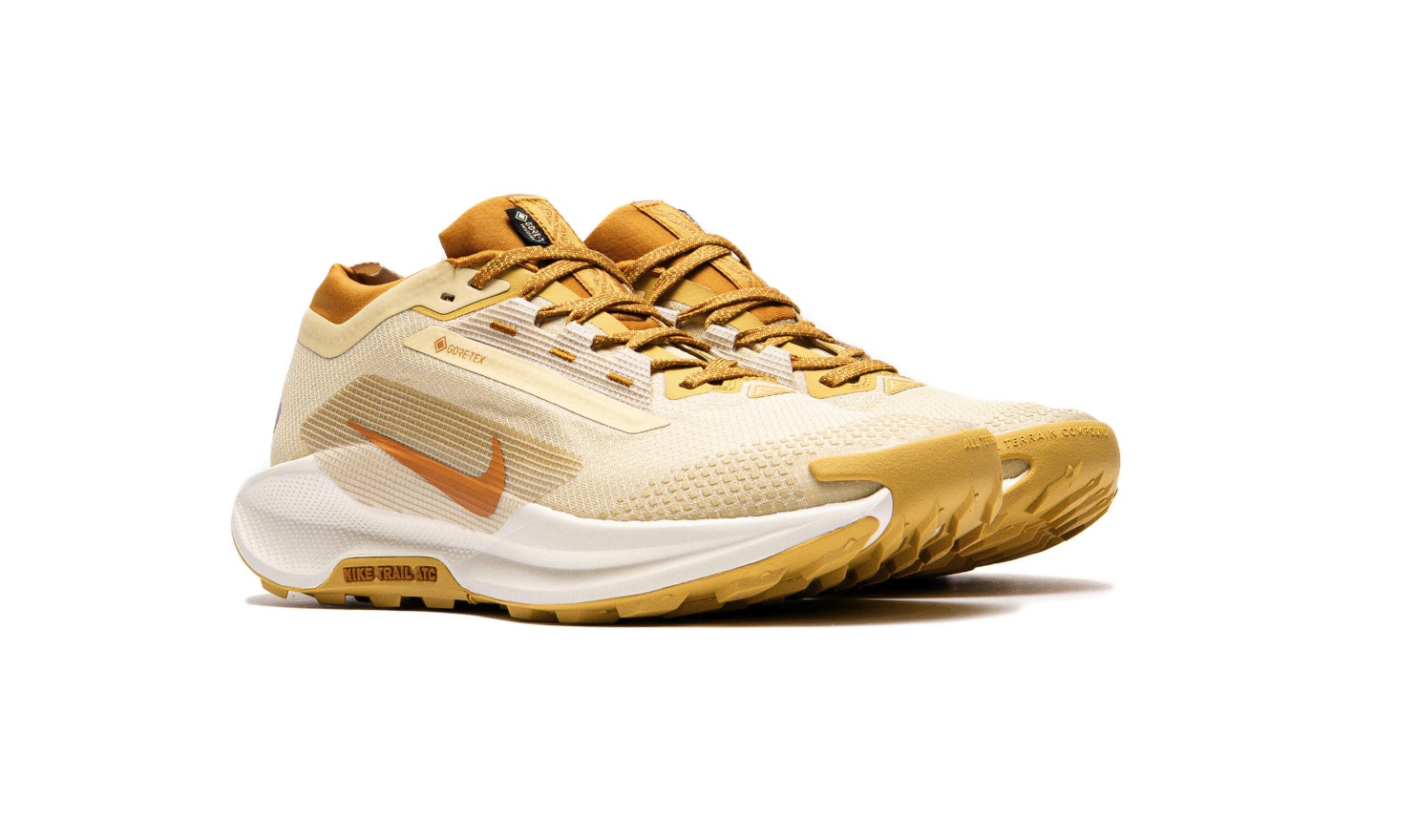 Nike Pegasus Trail 5 Gore-Tex "Desert Ochre"