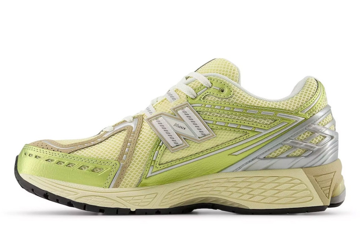 New Balance 1906R "Parchment"