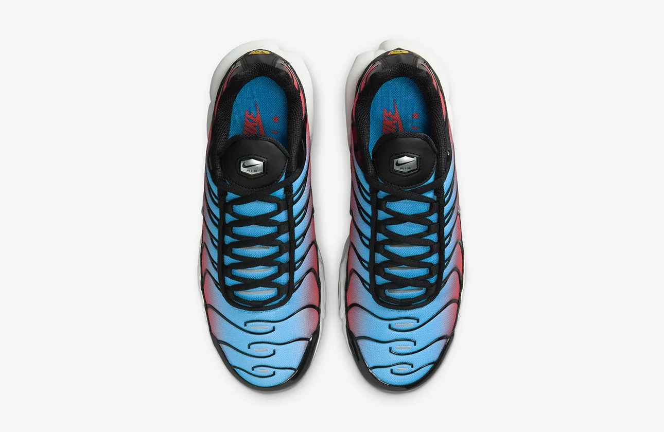 Nike Air Max Plus "Light Crimson"