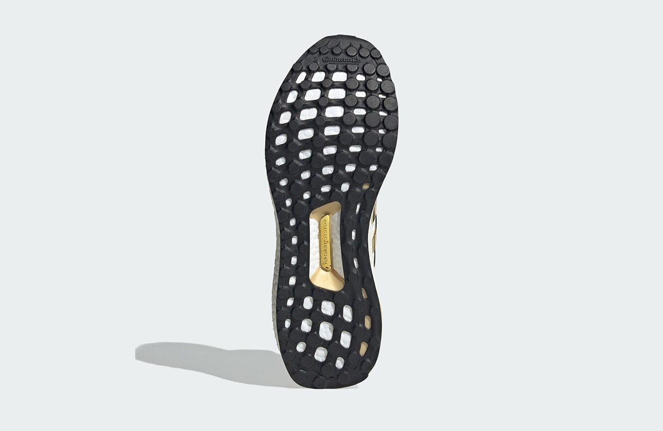 Fortnite x adidas Ultra Boost "Victory Crown" (White)