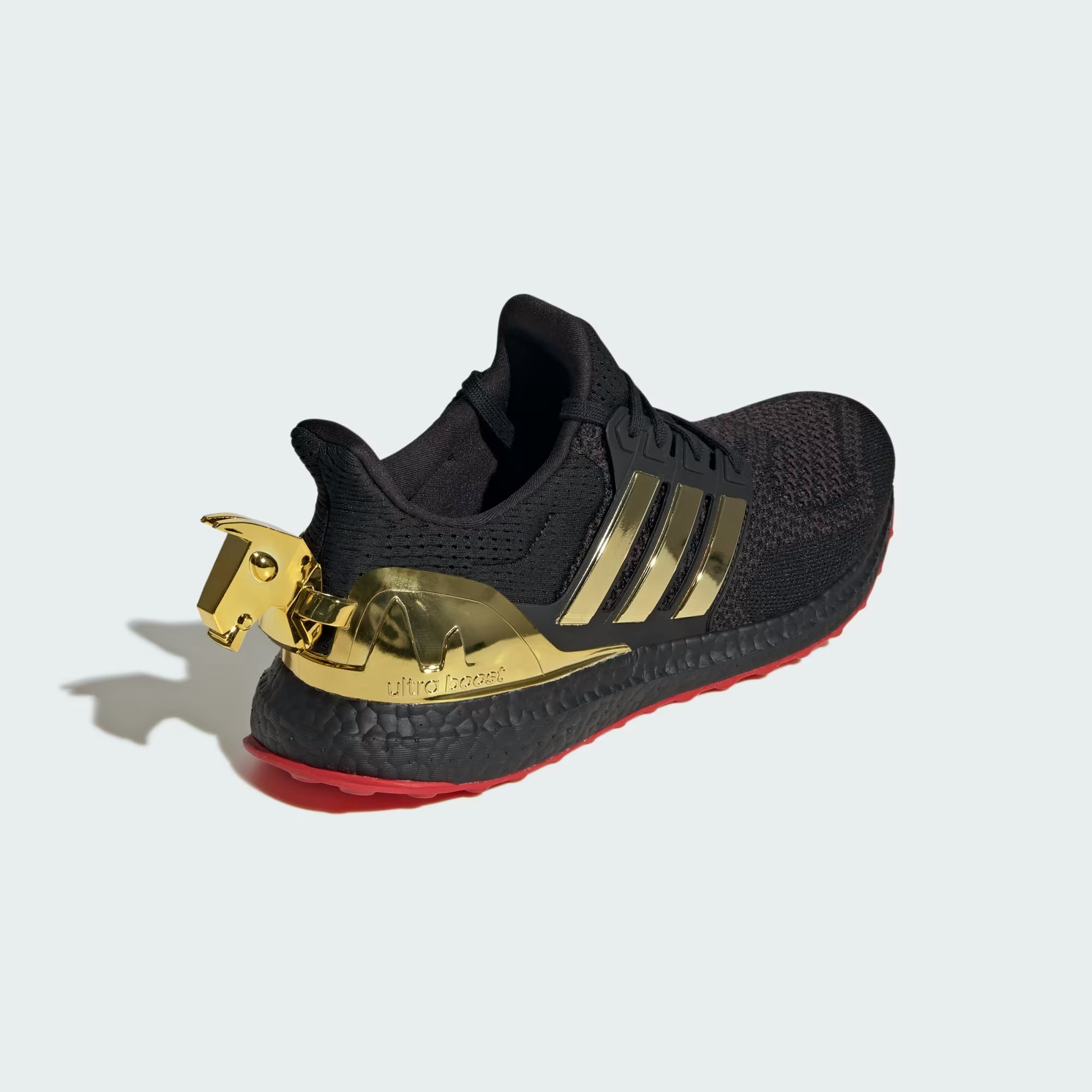 Fortnite x adidas Ultra Boost "Victory Crown" (Core Black)