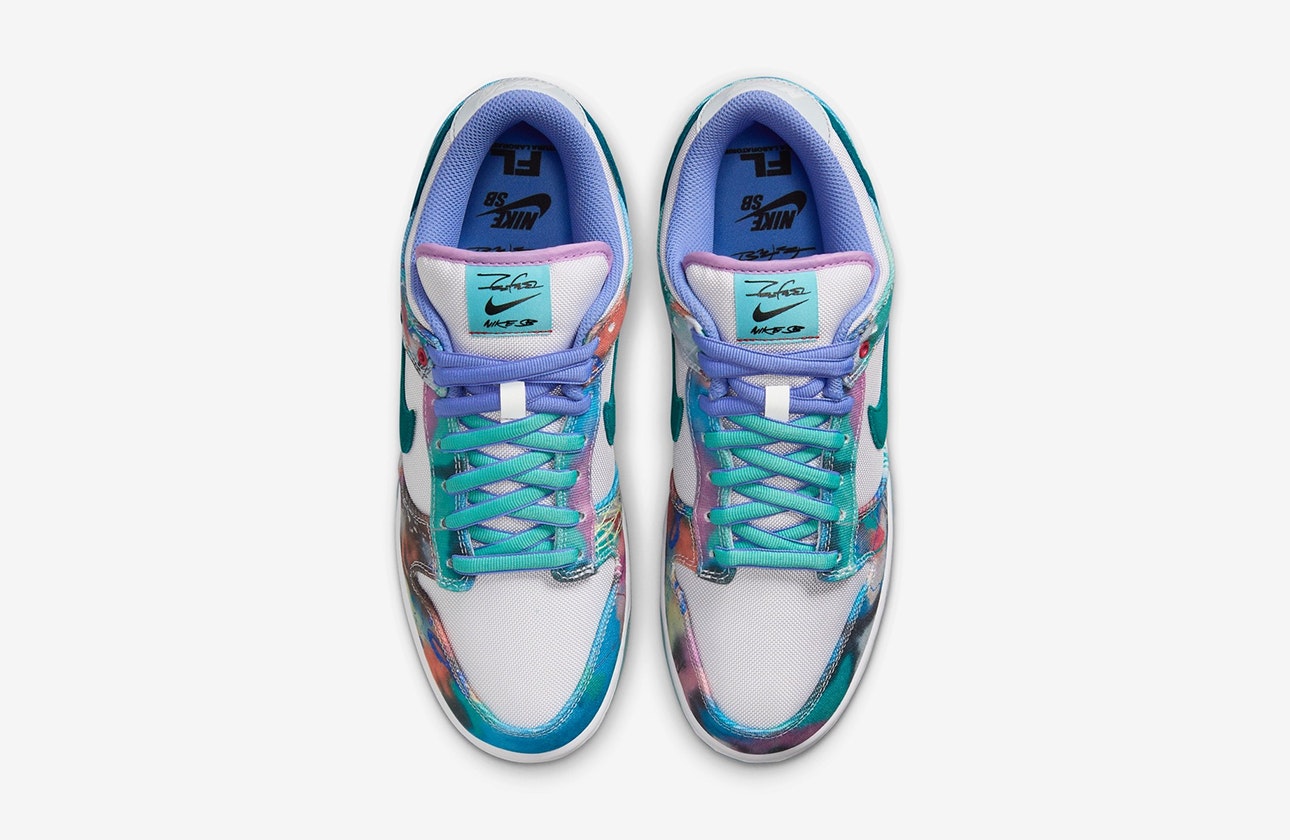 Futura Laboratories x Nike SB Dunk Low "Bleached Aqua"