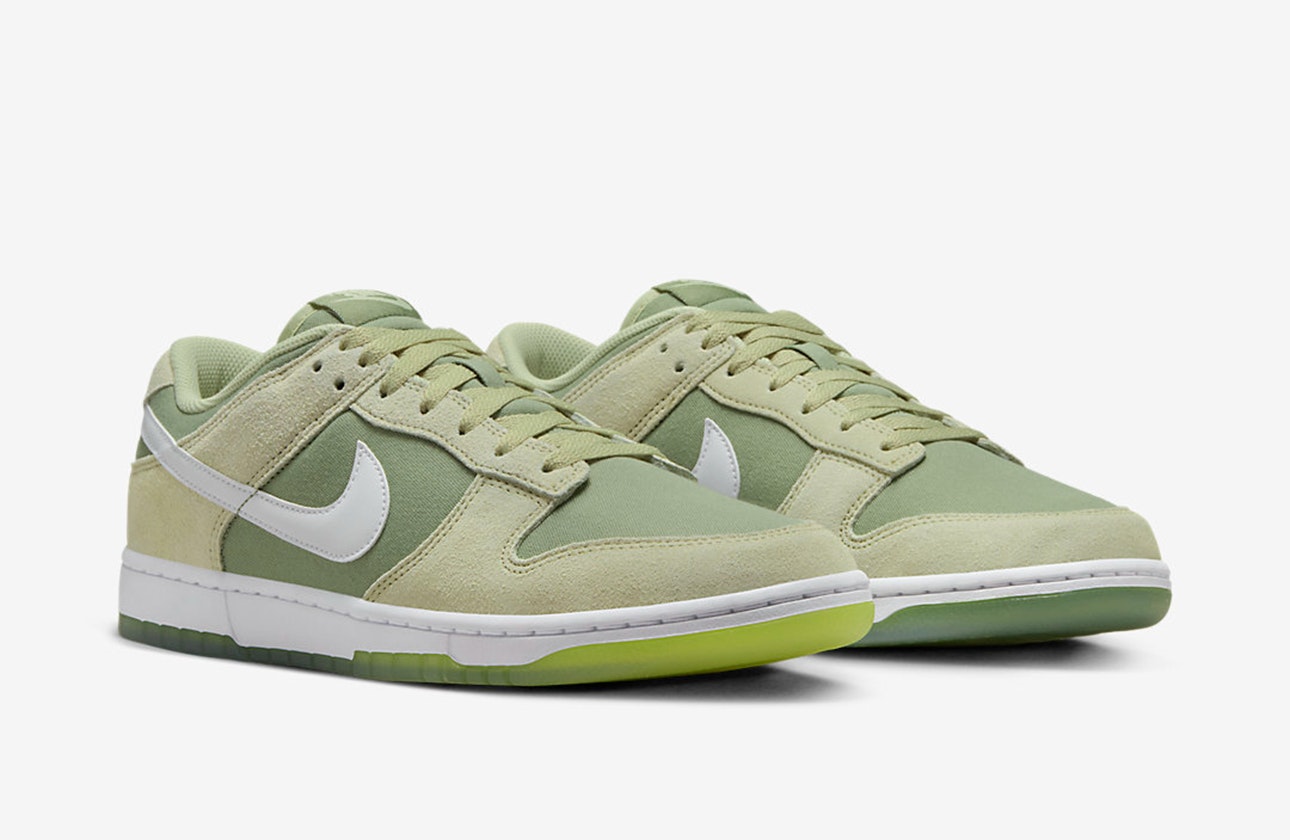 Nike Dunk Low "Oil Green"