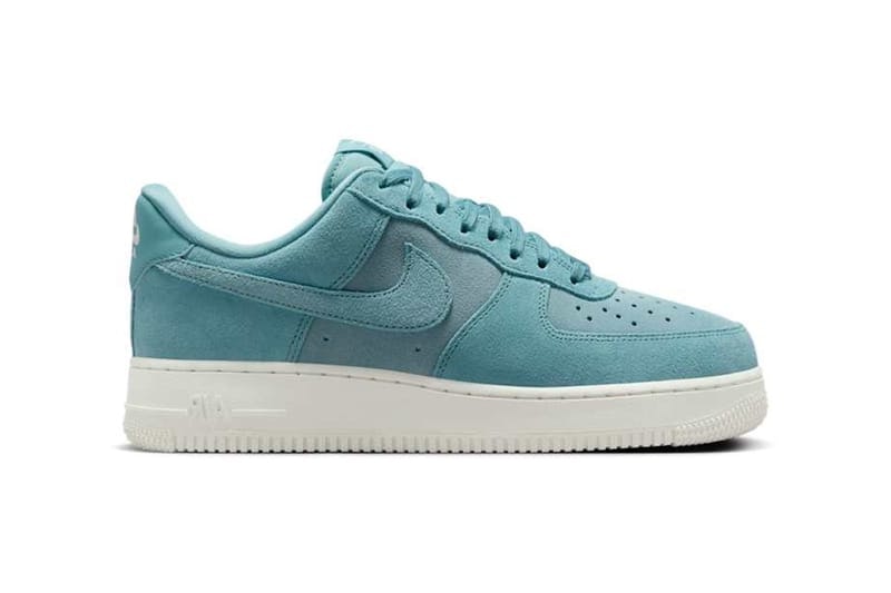 Nike Air Force 1 Low "Blue Suede"