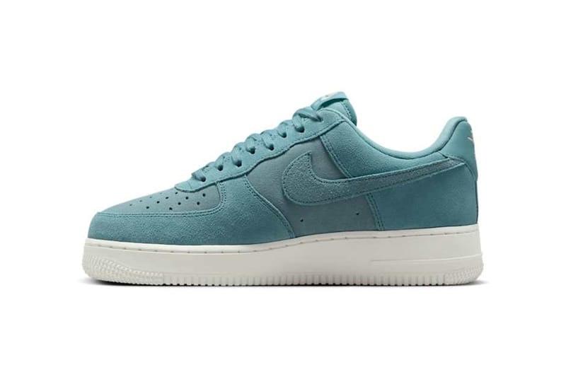 Nike Air Force 1 Low "Blue Suede"