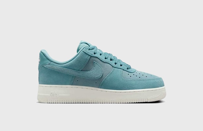 Nike Air Force 1 Low "Blue Suede"