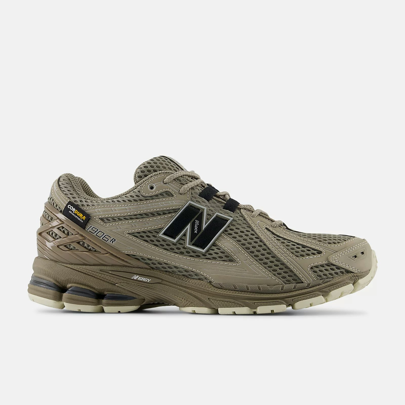New Balance 1906R Cordura "Arid Stone"