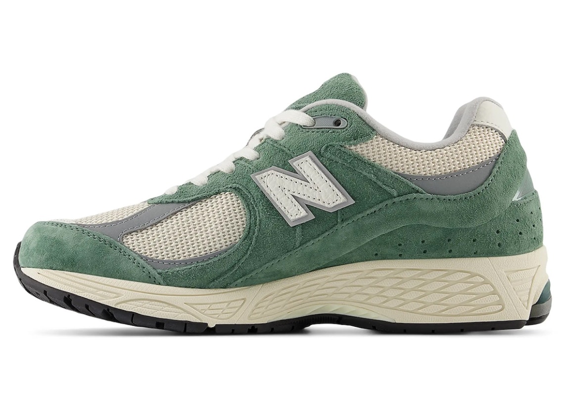 New Balance 2002R "Green Suede"