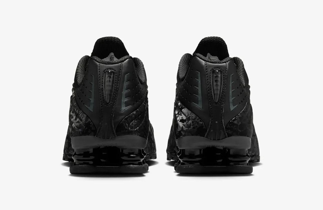 Nike Shox R4 "Black Floral"