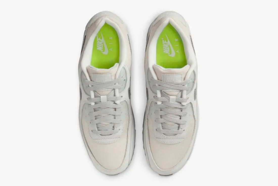 Nike Air Max 90 "Photon Dust"