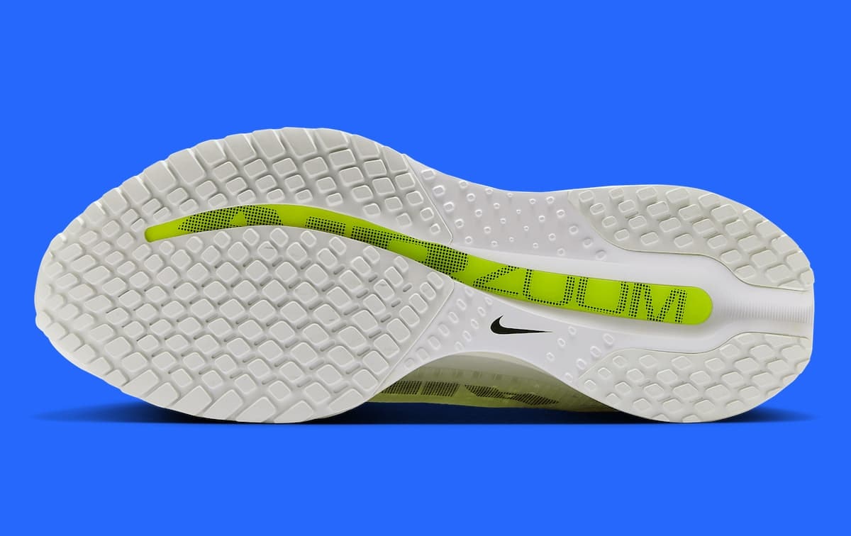 Nike Pegasus Premium "Summit White Volt"