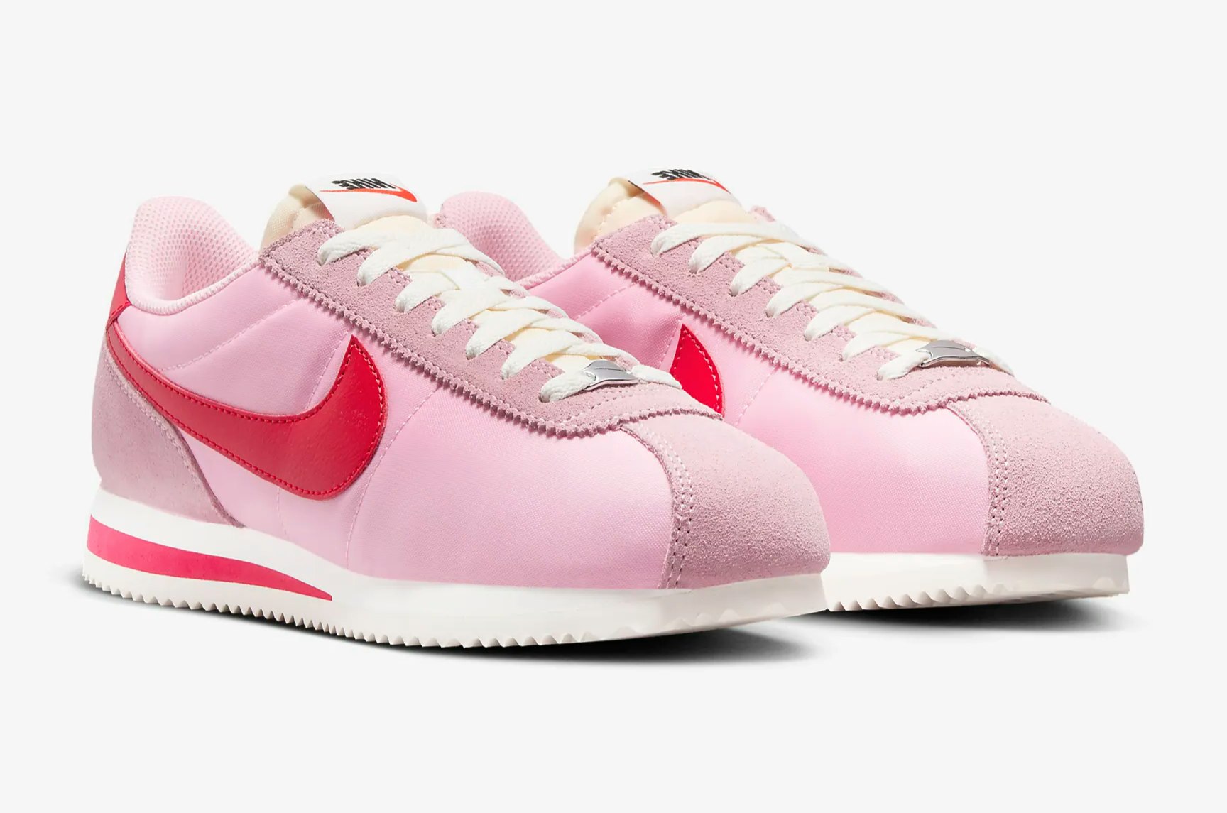 Nike Cortez TXT "Medium Soft Pink"