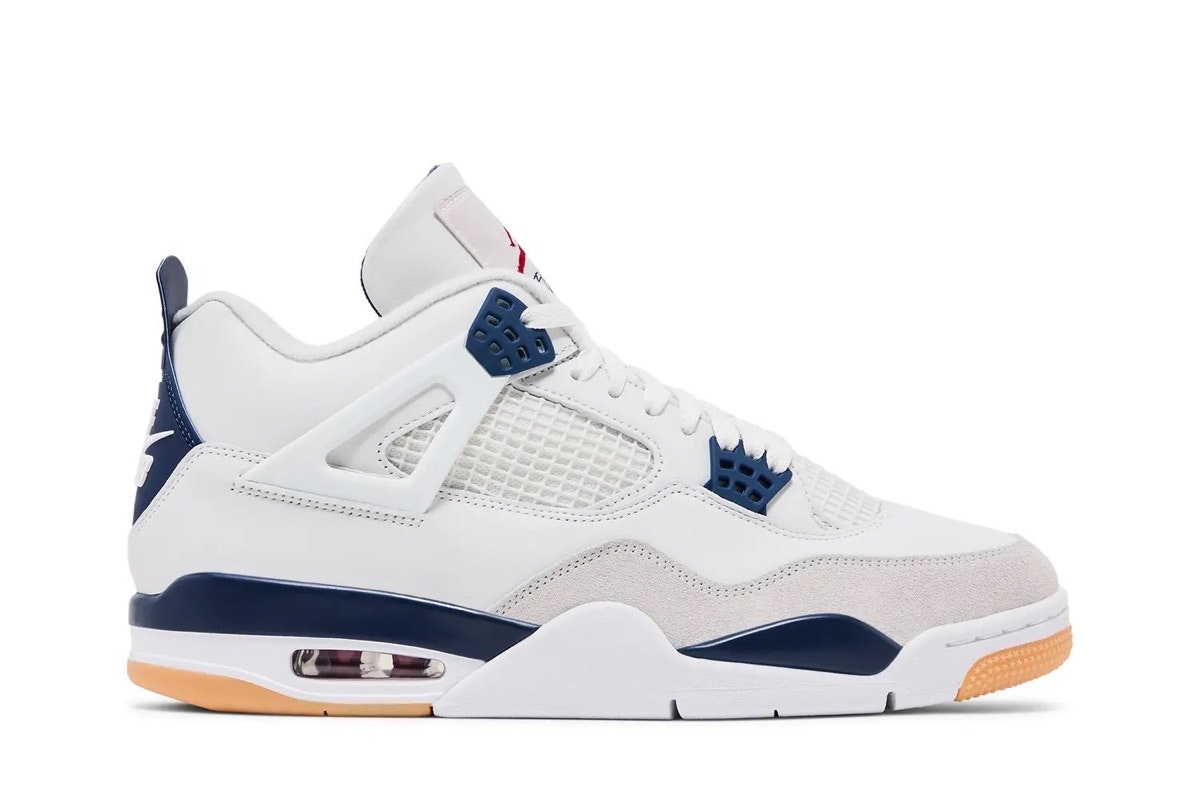 Nike SB x Air Jordan 4 "Navy"