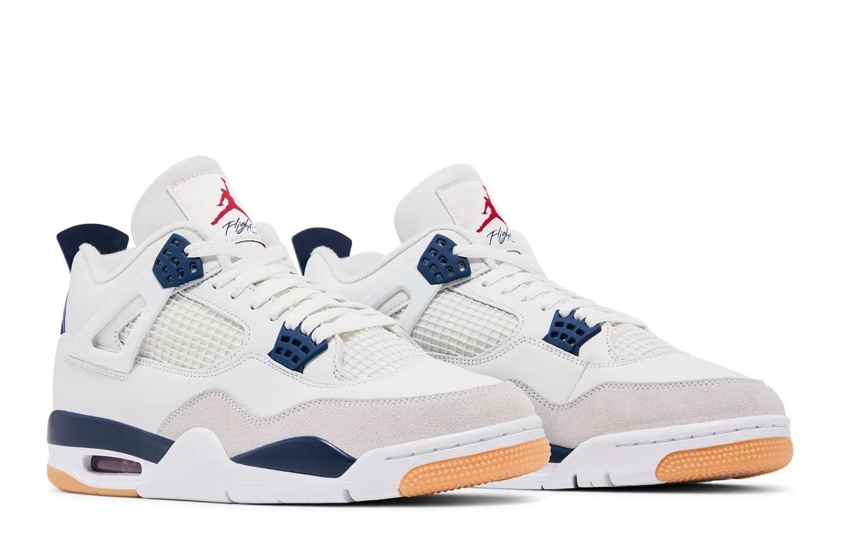Nike SB x Air Jordan 4 "Navy"