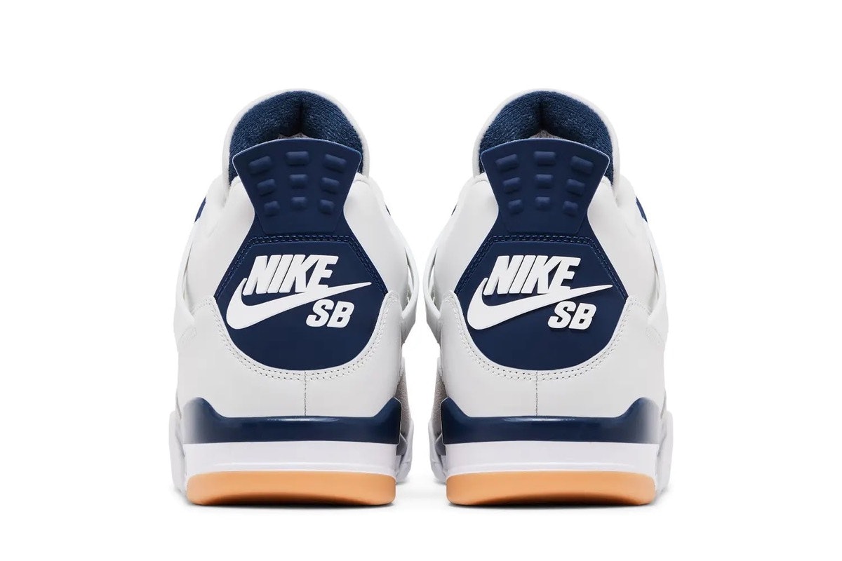 Nike SB x Air Jordan 4 "Navy"
