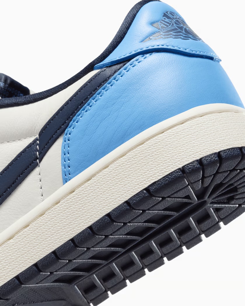 Air Jordan 1 Low OG "Obsidian"