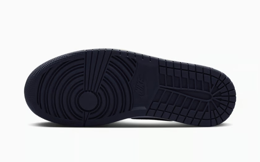 Air Jordan 1 Low OG "Obsidian"