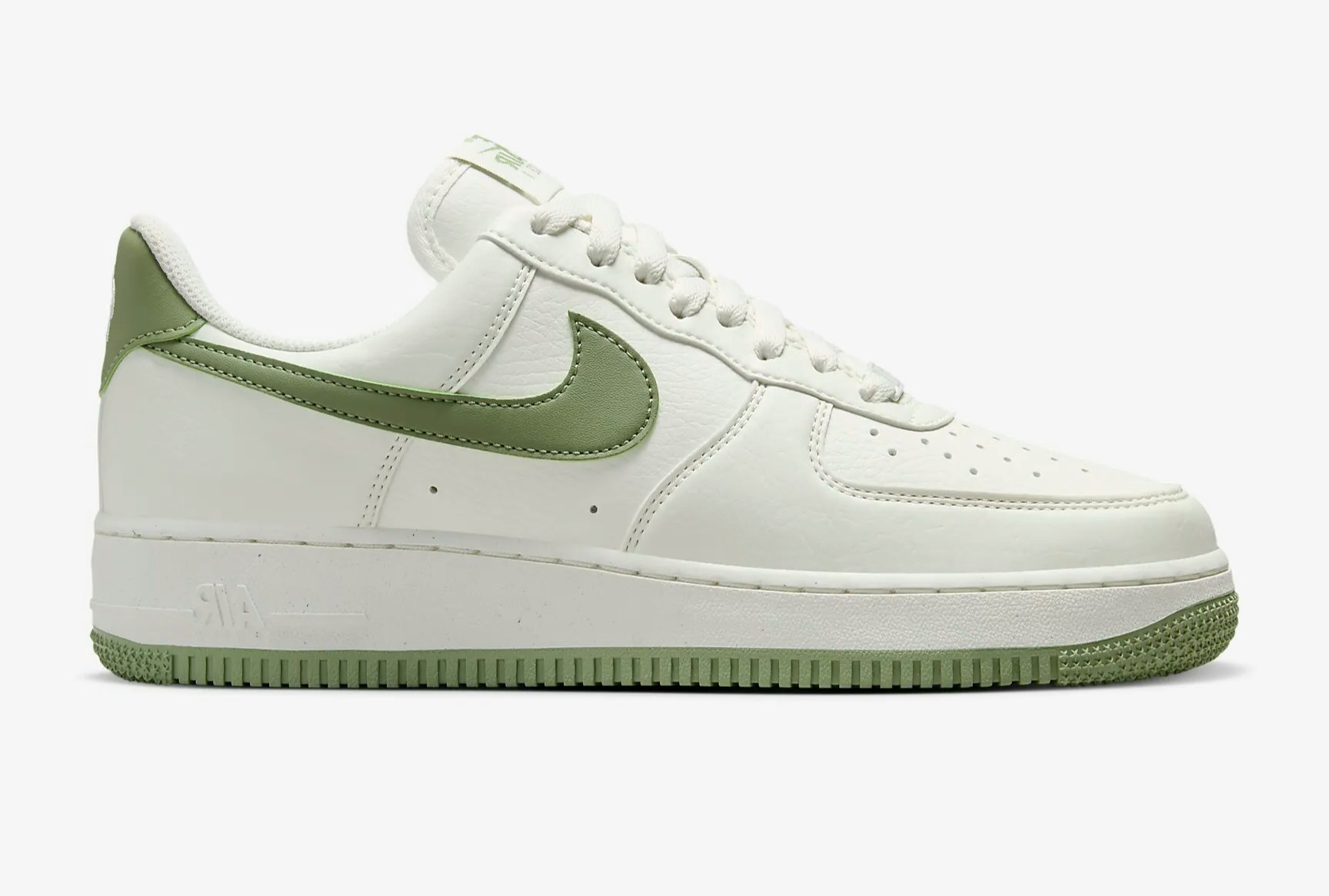 Nike Air Force 1 `07 "Next Nature" (Oil Green)